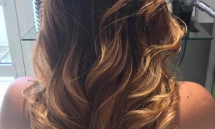 Ombré Hair à Saint-Denis 974 réalisé par nos coiffeurs coloristes experts